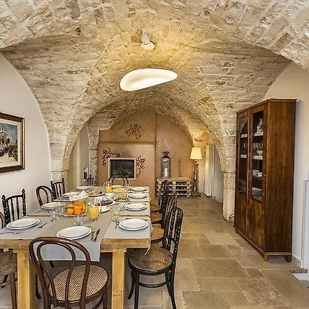 Sleeps 10 Pool Air Con Wifi * Ostuni