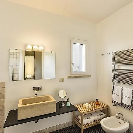 Villa Sleeps 10 Pool Air Con Wifi Ostuni